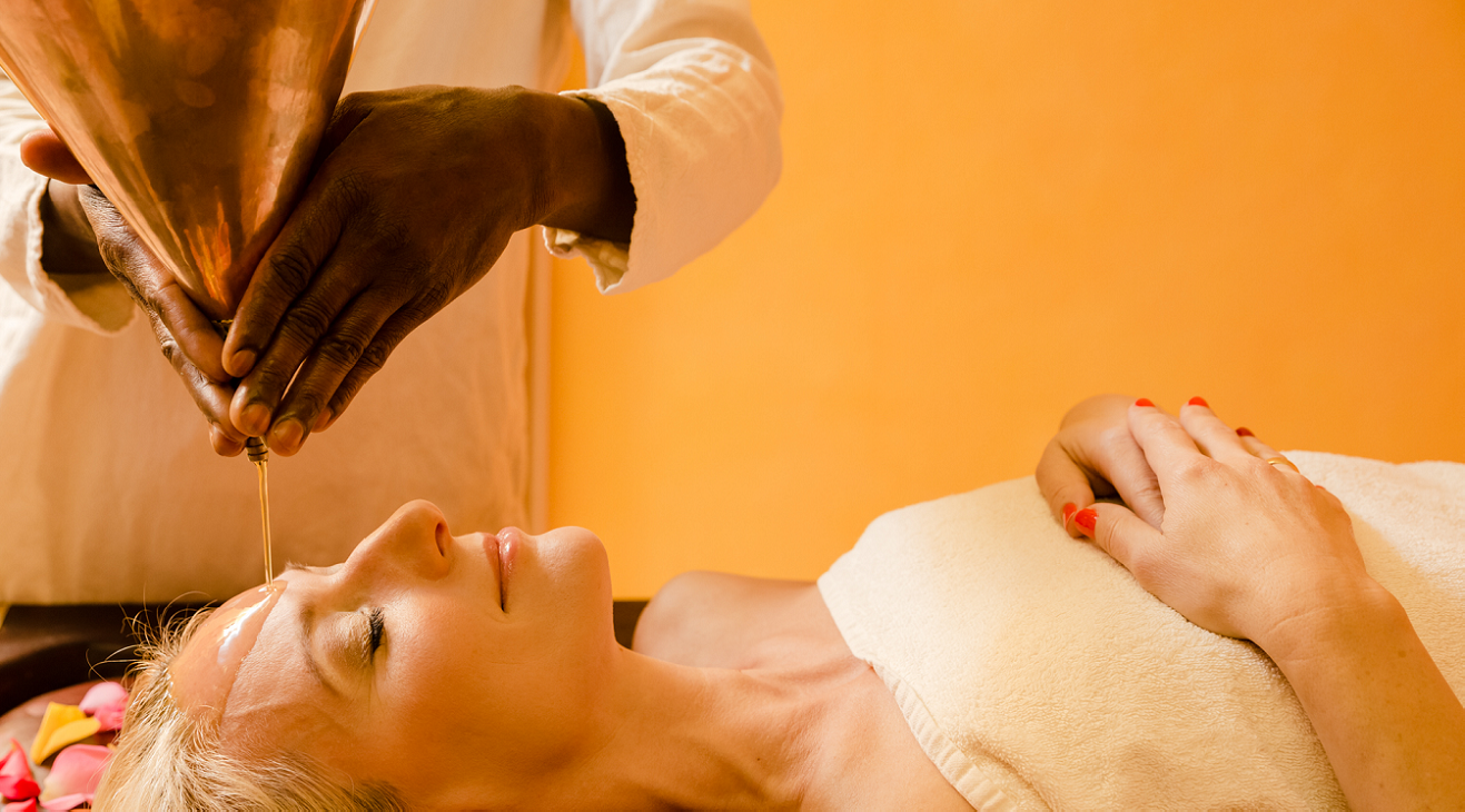 Stirnguss, Shirodhara, Heidelberg, Ayurveda, Deutschland